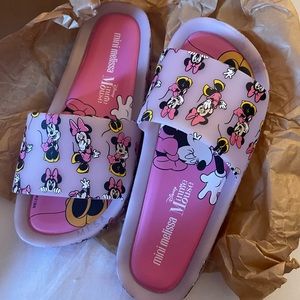 Mini Melissa - Mini Mouse slides sandals size 2